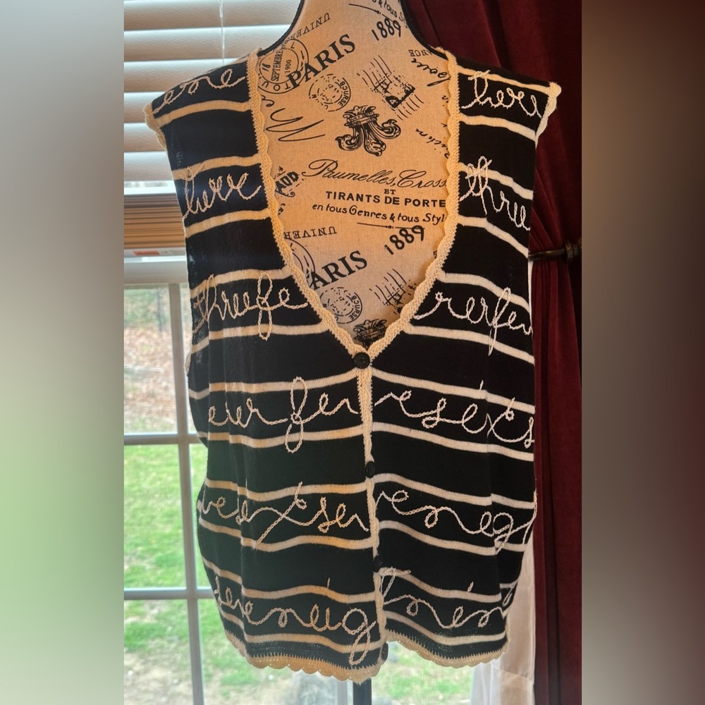 Vintage Cursive Sweater Vest Black White 90s Vintage Romantic Teacher Kitsch XL